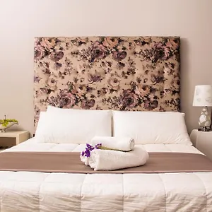 Vivar Otel Tiran