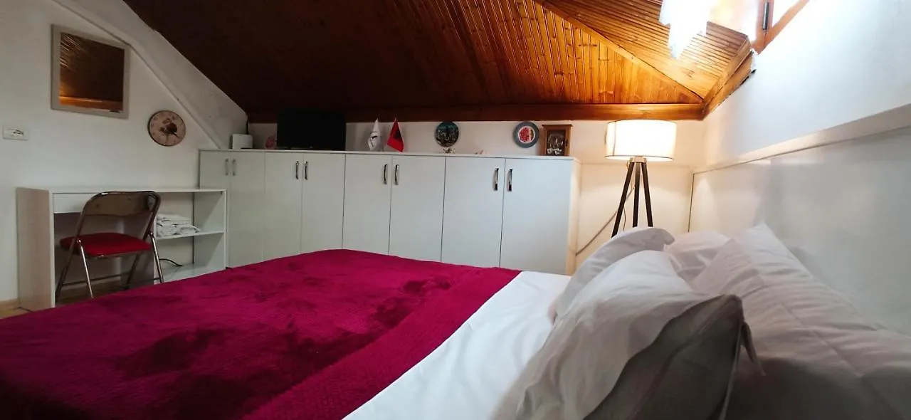 Tirana Central Guesthouse